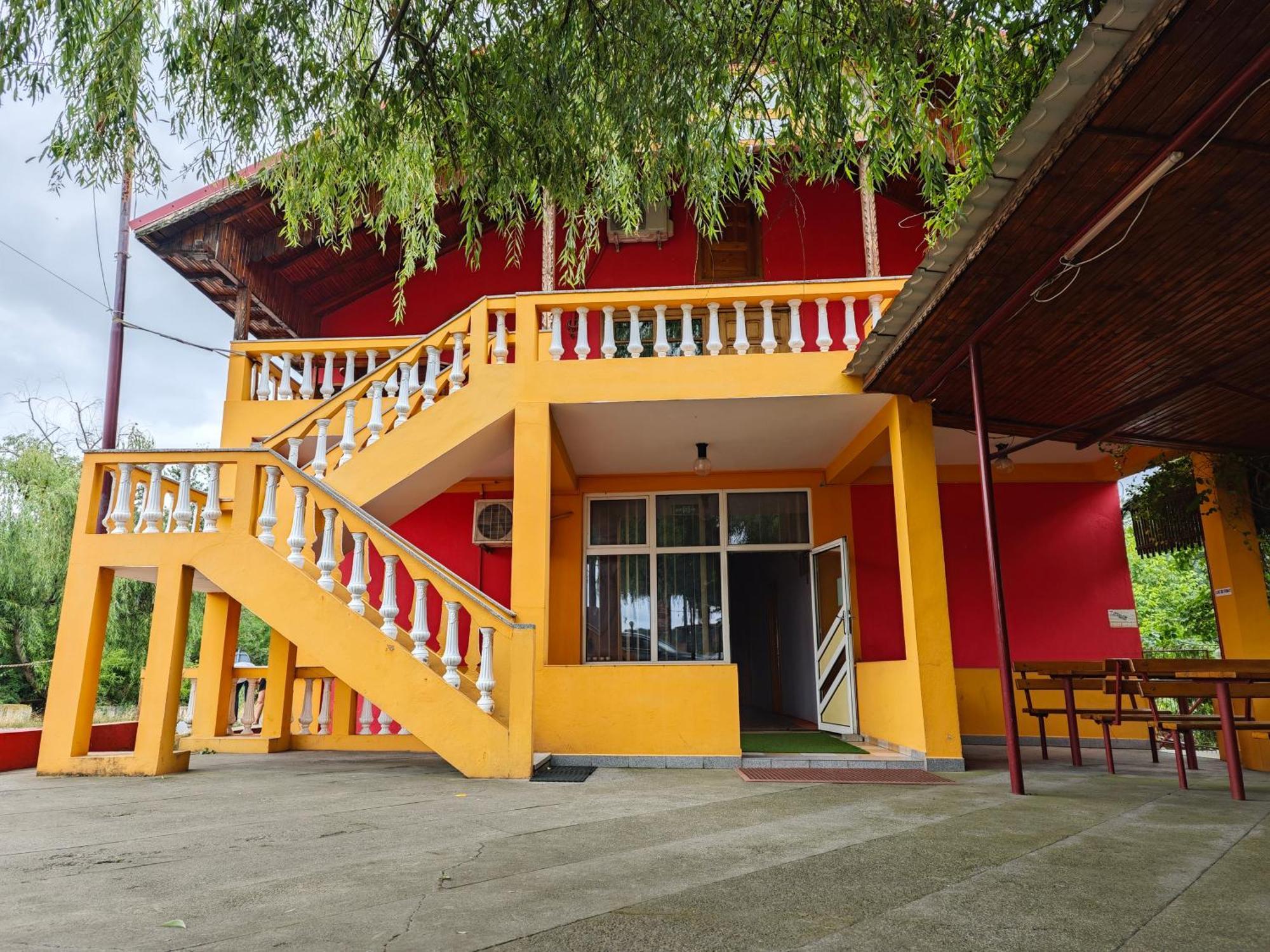 Motel Azur Km36 Cascioarele Exterior photo